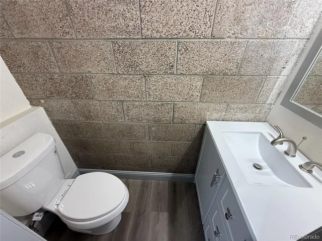 $2,550 | 1123 21st Street, Denver, CO 80205