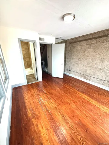 $2,550 | 1123 21st Street, Denver, CO 80205