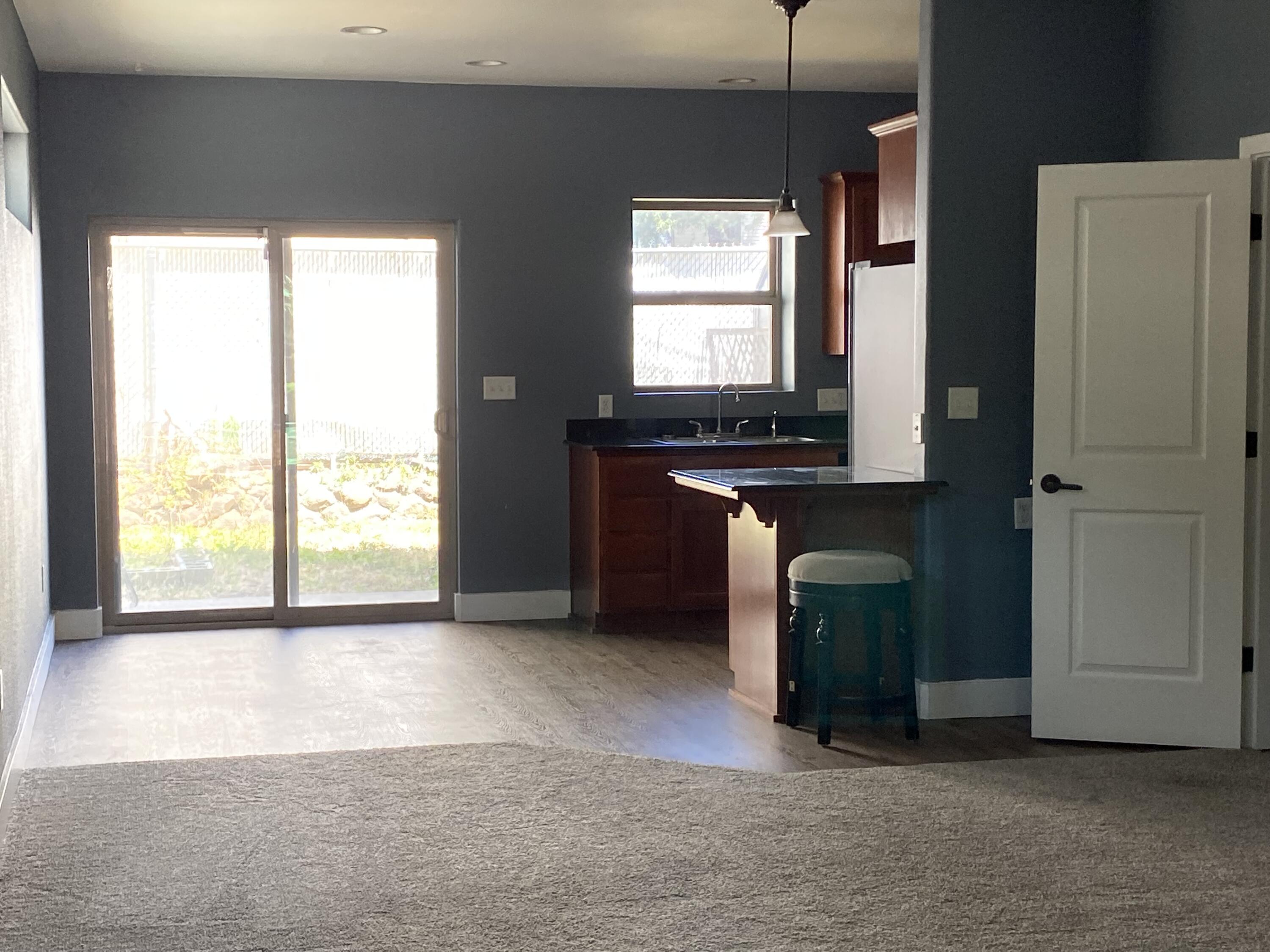 141 Casey Way Central Point, OR 97502 - Photo 4 of 17 IMG_4082