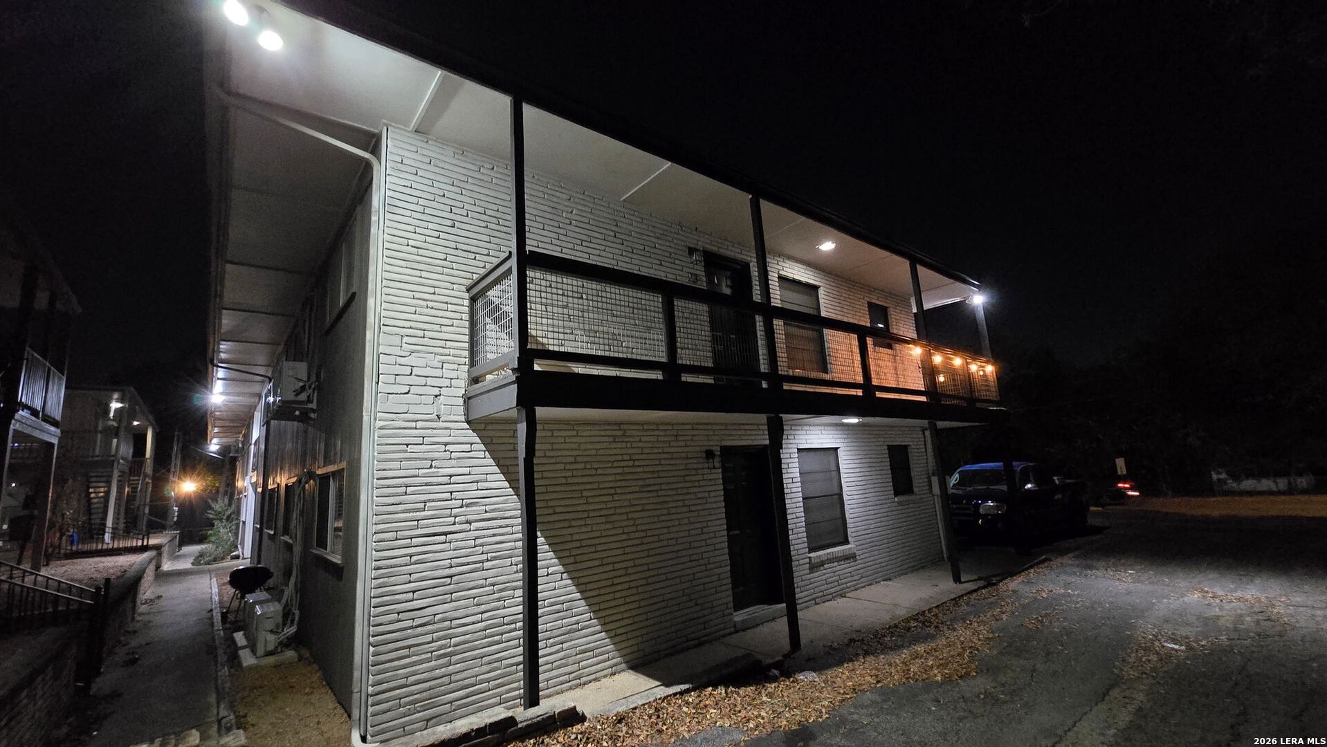 516 Gentleman Road, Unit 1 San Antonio, TX 78201 - Photo 29 of 32