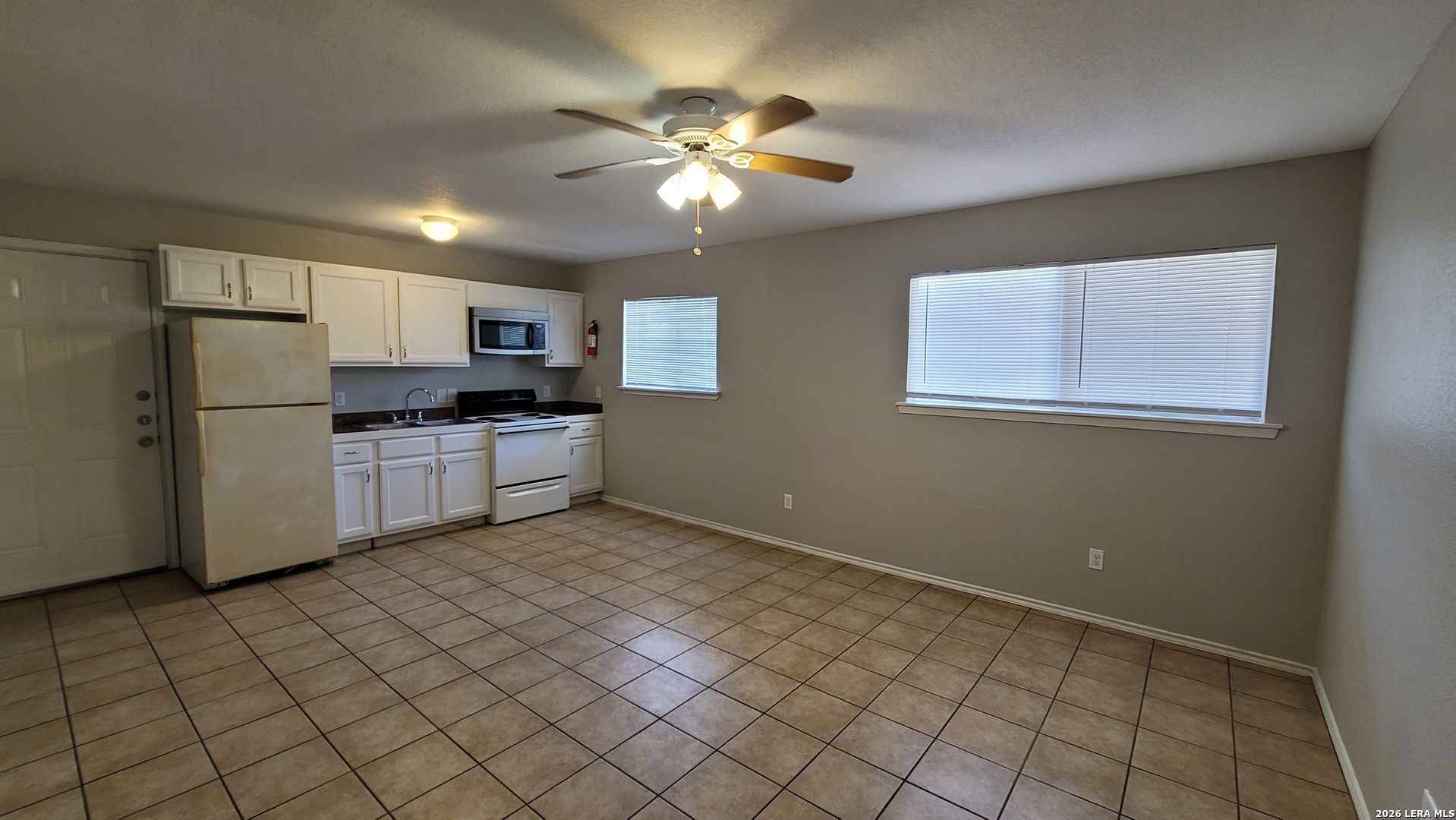 516 Gentleman Road, Unit 1 San Antonio, TX 78201 - Photo 3 of 32