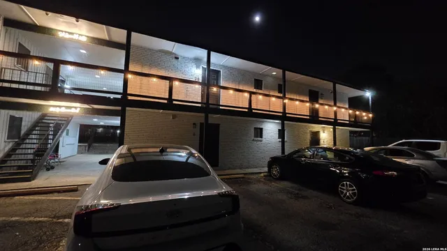 $750 | 516 Gentleman Road, Unit 1, San Antonio, TX 78201