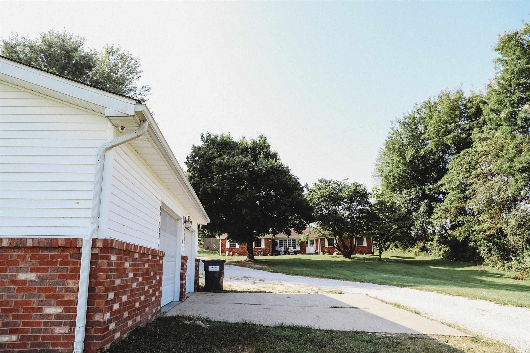 1670 East Furnace Road Bloomfield, IN 47424 - Photo 23 of 26