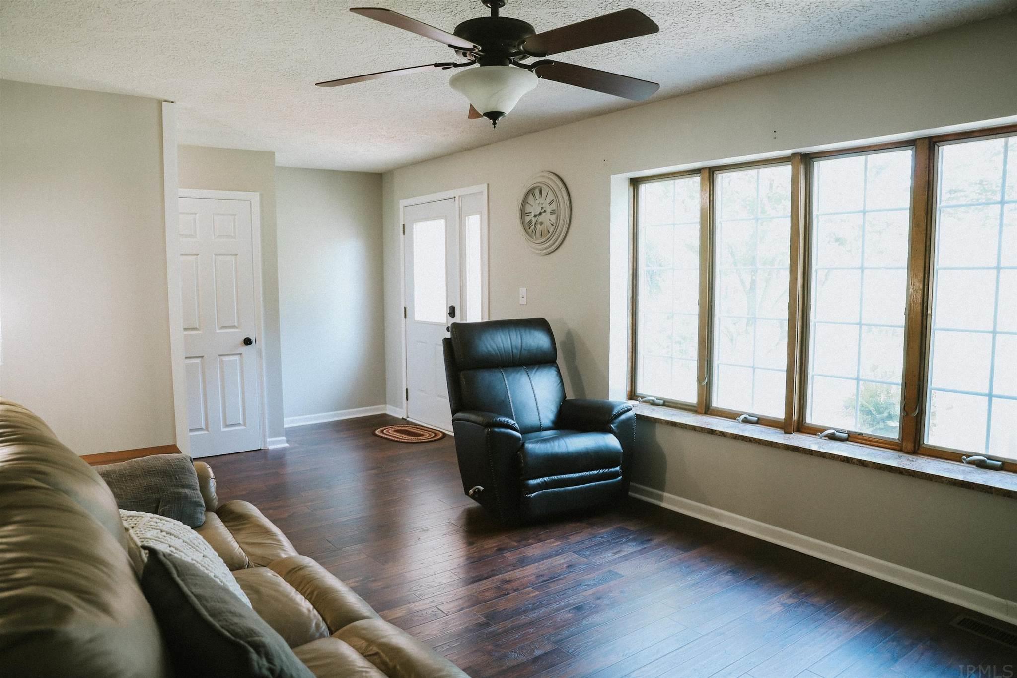 1670 East Furnace Road Bloomfield, IN 47424 - Photo 3 of 26