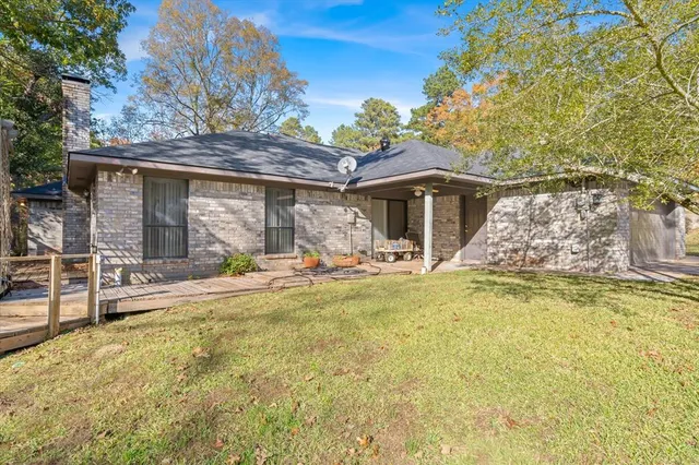$369,500 | 1444 Tanglewood Drive West, Hideaway, TX 75771