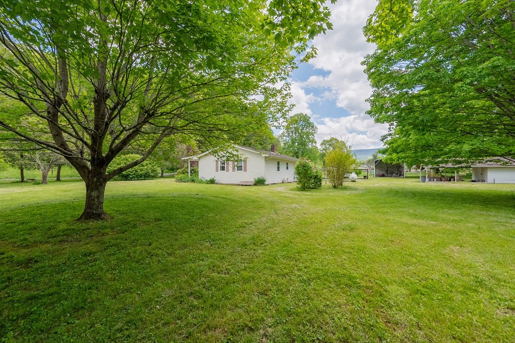 450 Stoney Battery Road Marion, VA 24354 - Photo 33 of 55 Gallery Image 33
