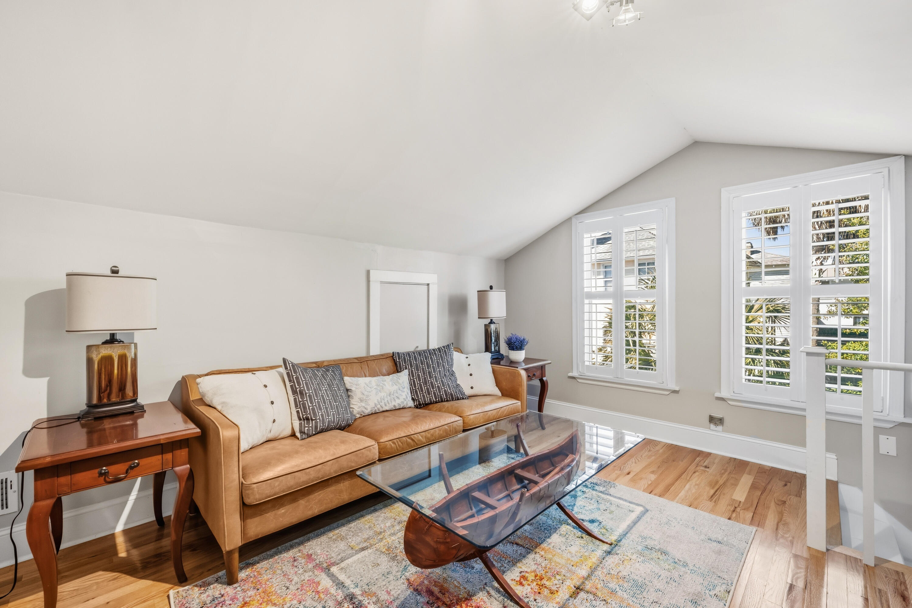 294 Congress Street Charleston, SC 29403 - Photo 32 of 51 Upstairs living area