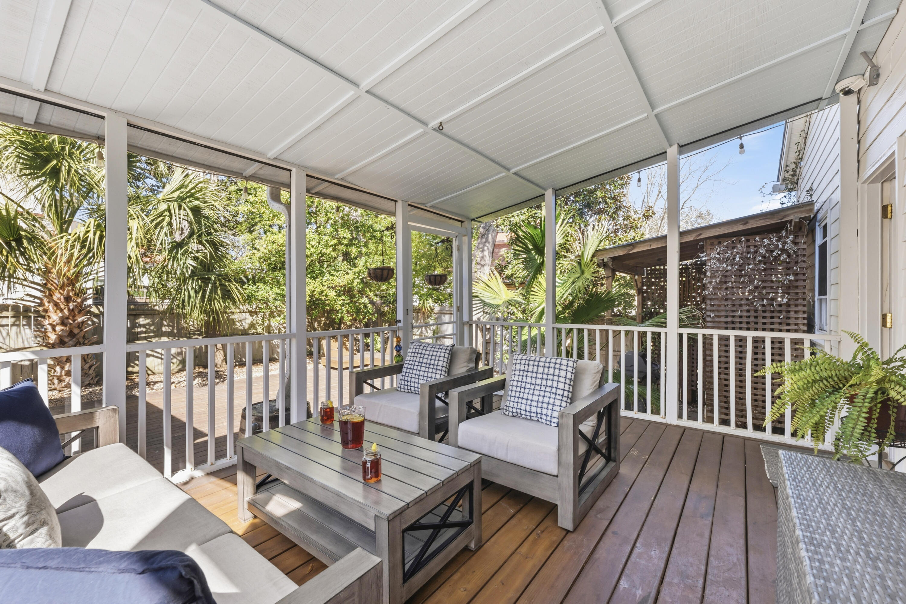 294 Congress Street Charleston, SC 29403 - Photo 36 of 51 Back porch