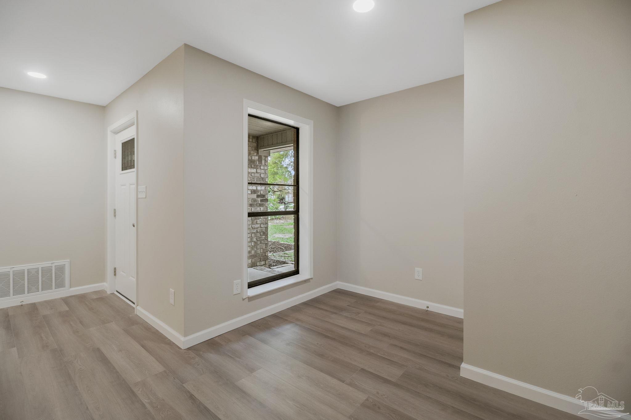 868 Valley Ridge Circle Pensacola, FL 32514 - Photo 17 of 47