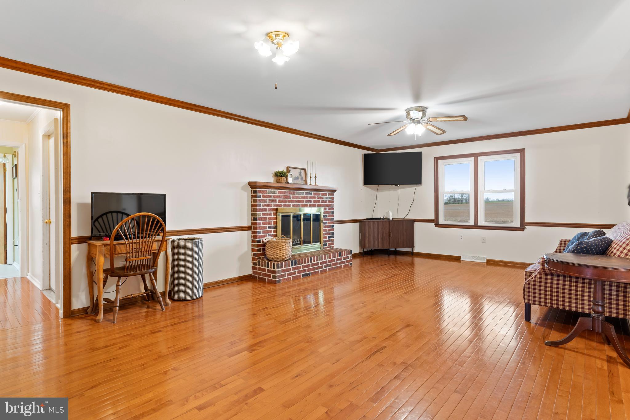 1393 Lutztown Road Boiling Springs, PA 17007 - Photo 17 of 44 Gallery Image 17