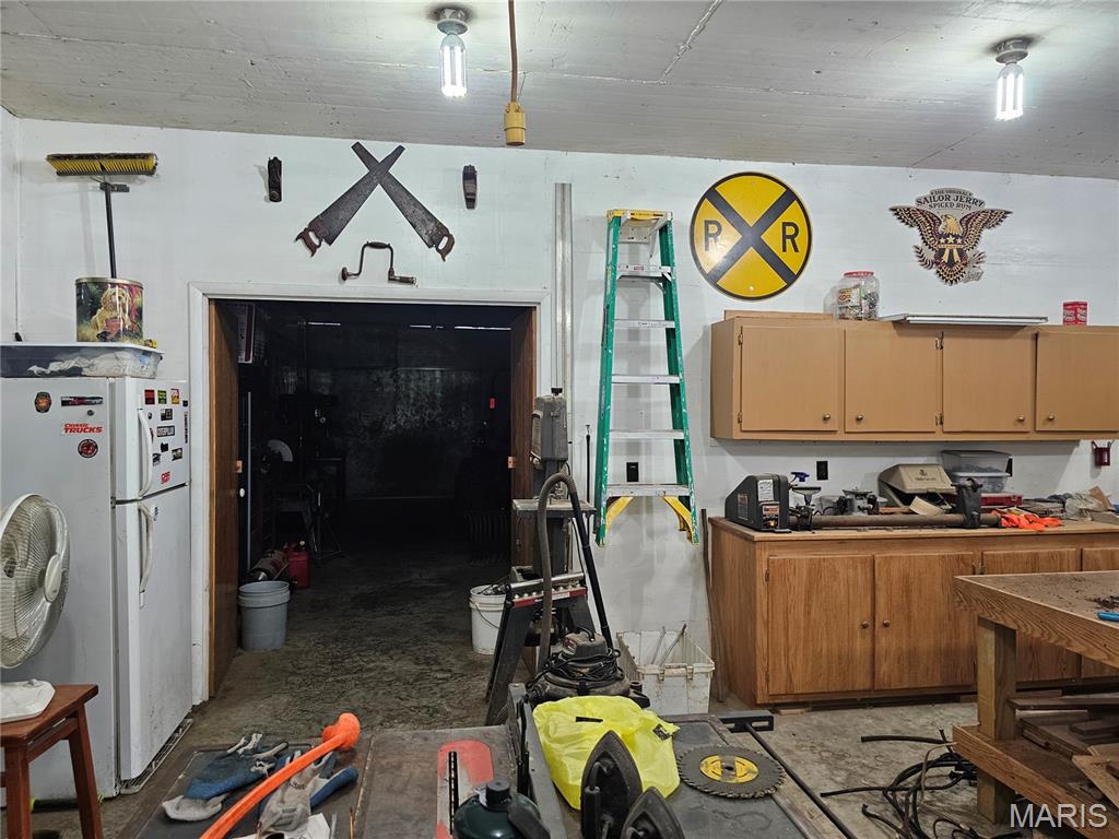 603 City Lake Road Percy, IL 62272 - Photo 8 of 36