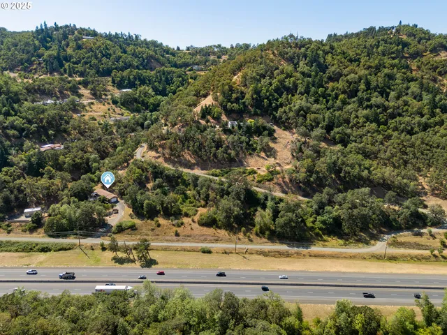 $409,900 | 5120 Northwest Broad Street, Roseburg, OR 97471