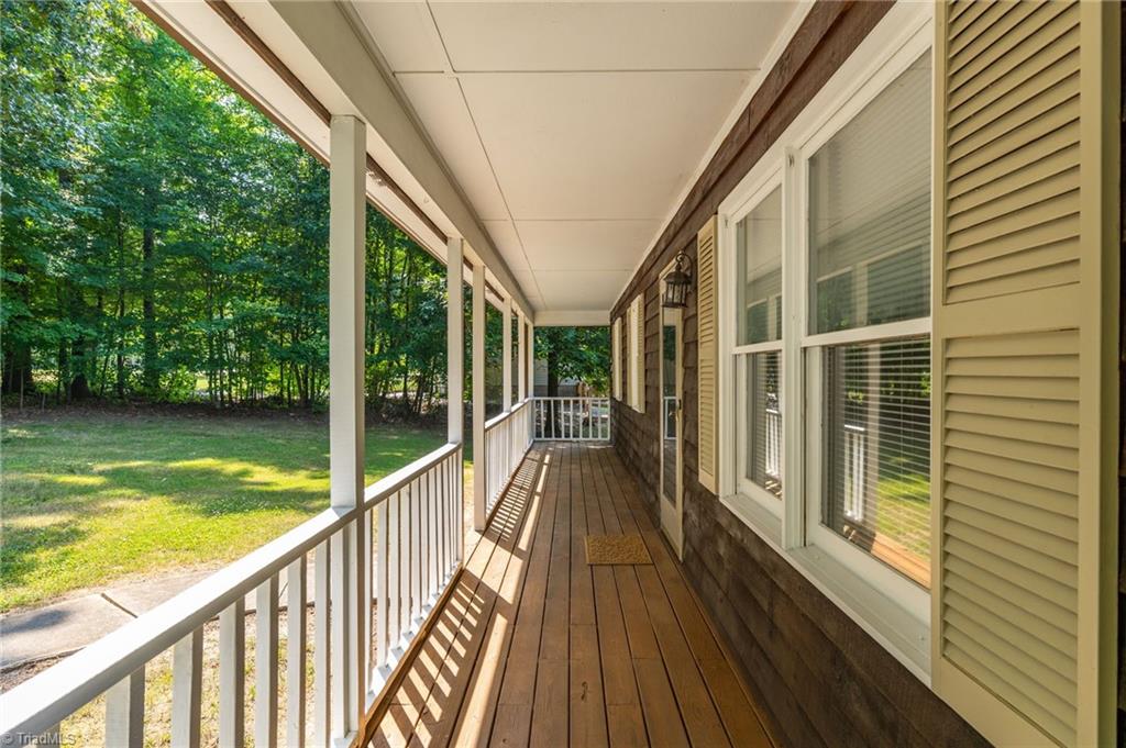 7336 Davis Country Road Randleman, NC 27317 - Photo 5 of 31