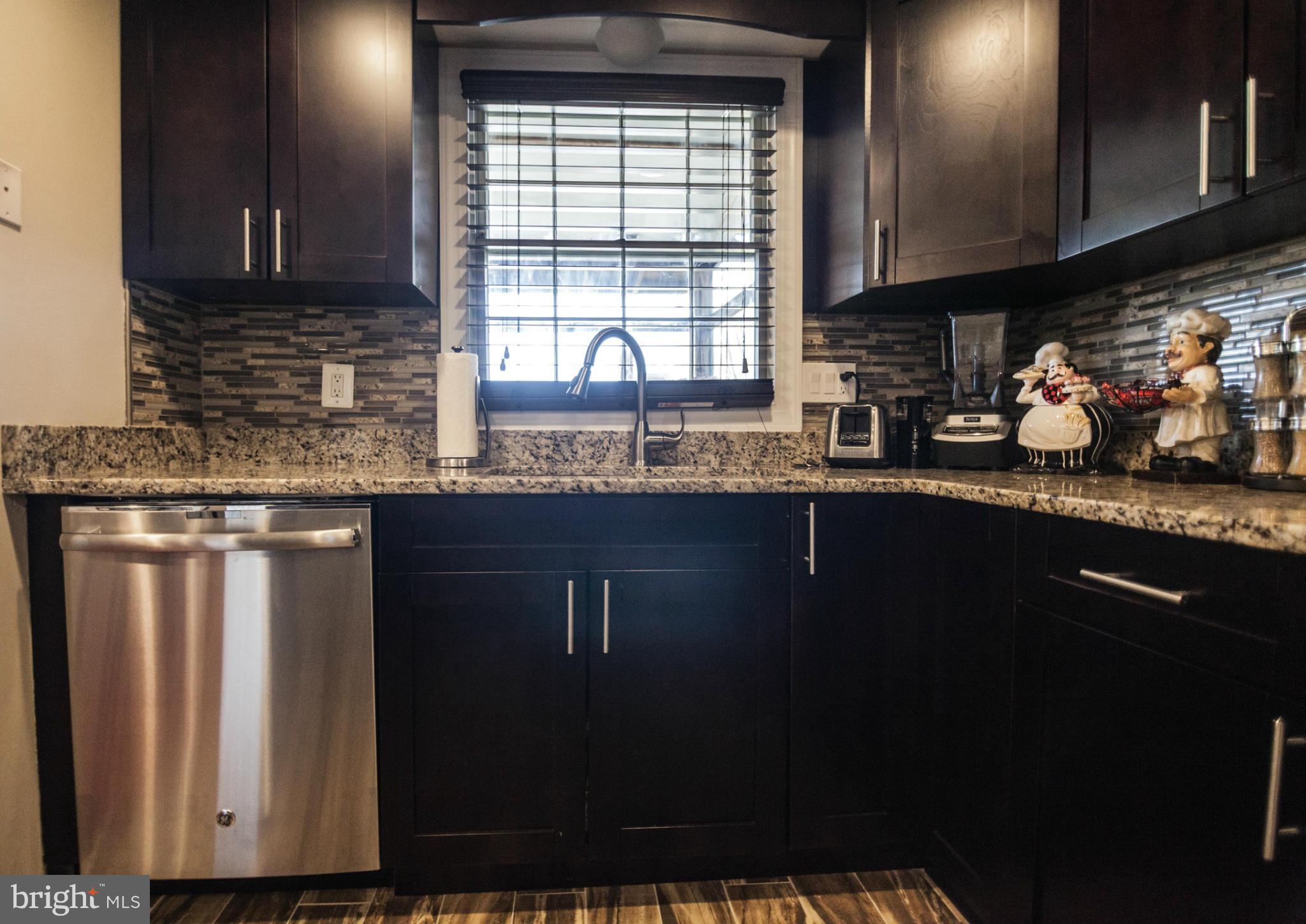 2414 Ridgely Street Baltimore, MD 21230 - Photo 14 of 29 Kitchen