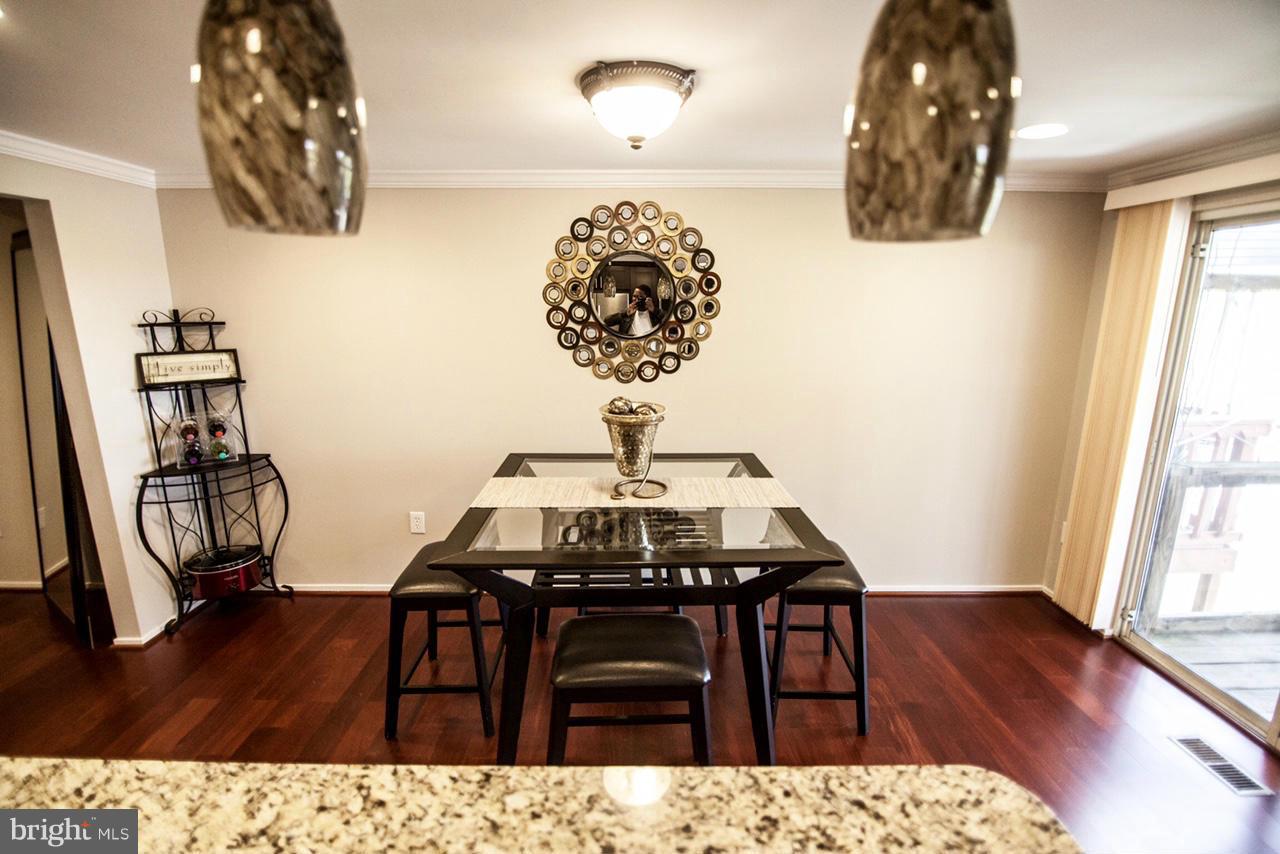 2414 Ridgely Street Baltimore, MD 21230 - Photo 10 of 29 Dining Room