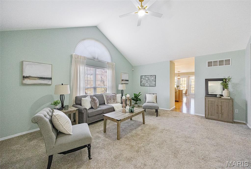 5014 Nicholas Ridge Drive St. Louis, MO 63129 - Photo 3 of 36 Gallery Image 3