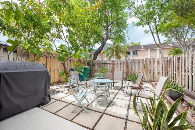 a view of outdoor space yard and patio