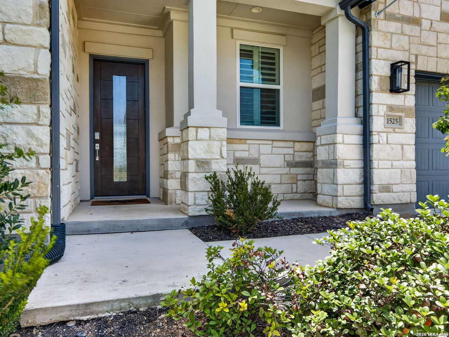 1525 Escarpment Road New Braunfels, TX 78132 - Photo 5 of 44