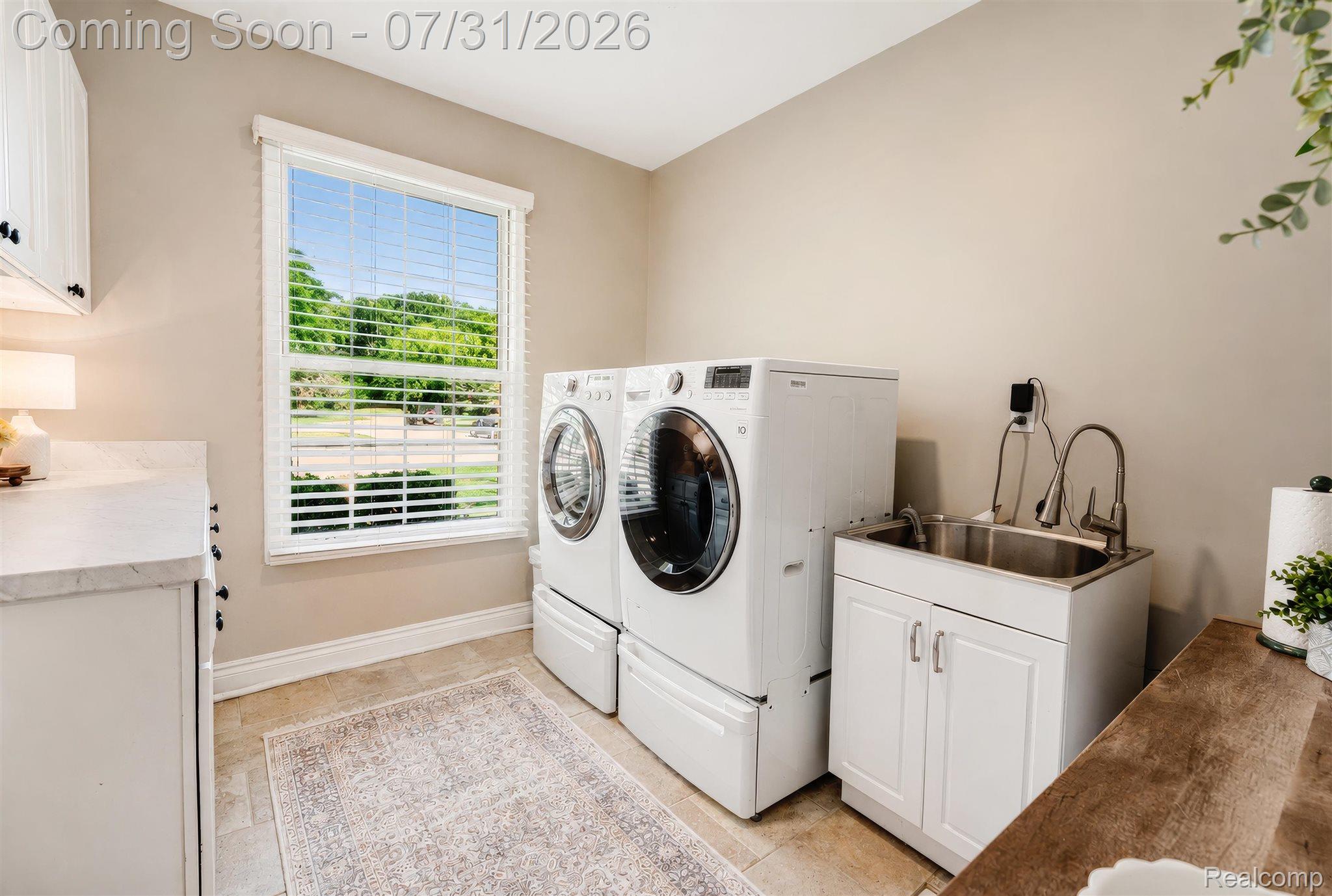 3313 Salem Court Rochester, MI 48306 - Photo 23 of 69 032-032.jpg