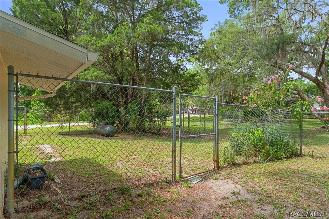 5931 North Brookgreen Drive Crystal River, FL 34428 - Photo 35 of 44
