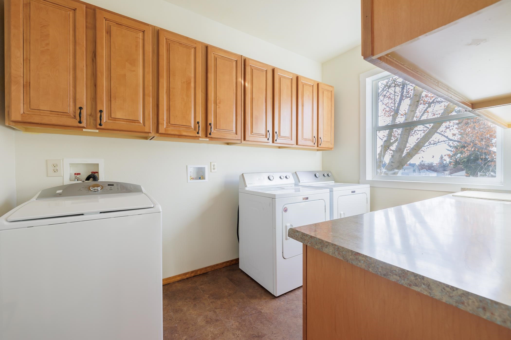 317 College Avenue Cheney, WA 99004 - Photo 15 of 43