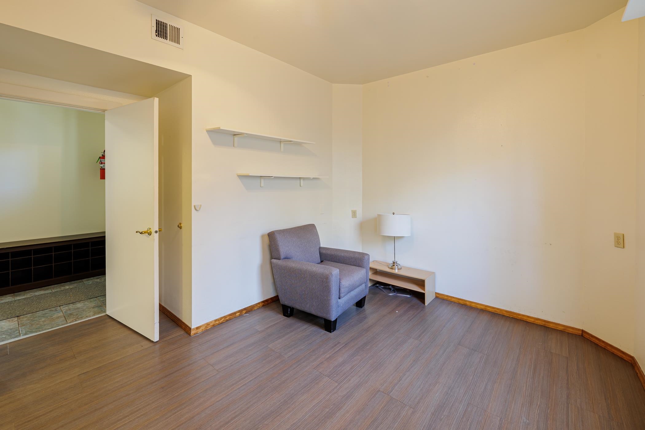 317 College Avenue Cheney, WA 99004 - Photo 5 of 43