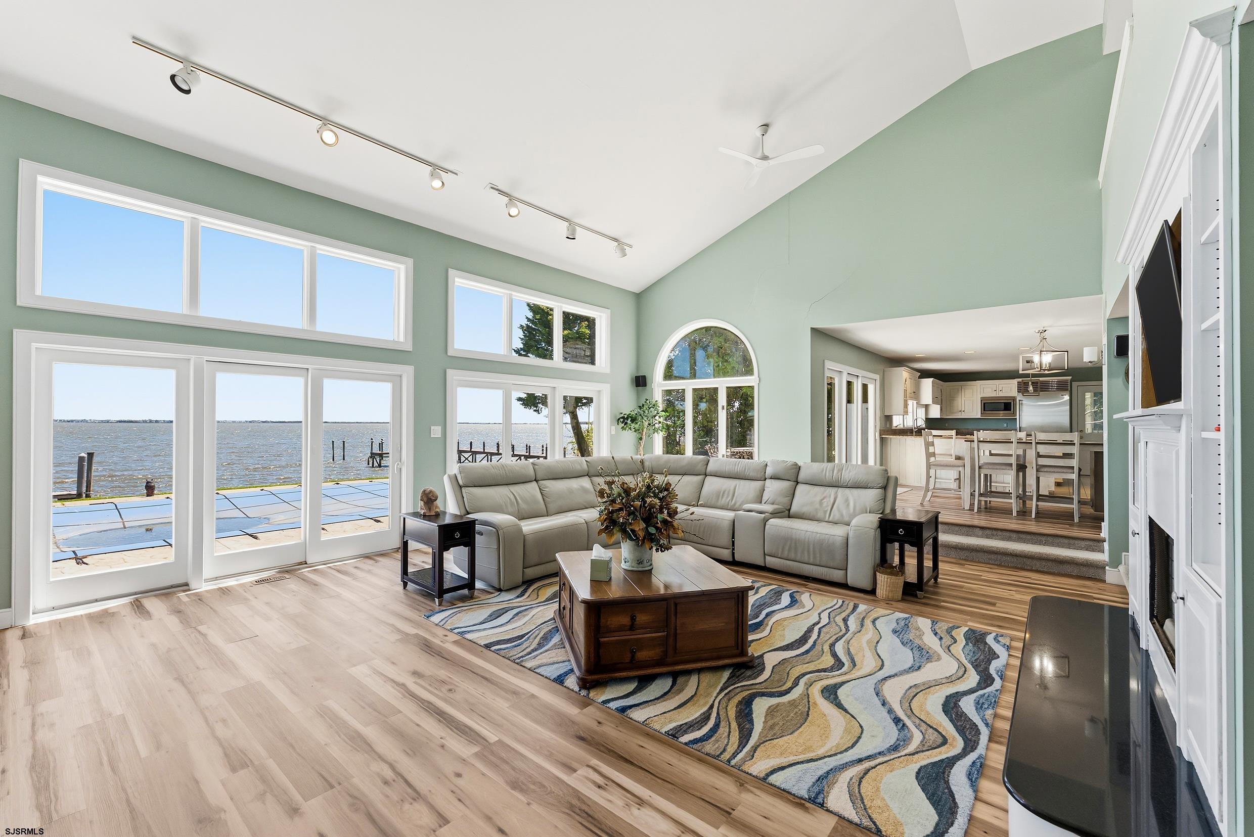 40 Broadway Somers Point, NJ 08244 - Photo 5 of 25