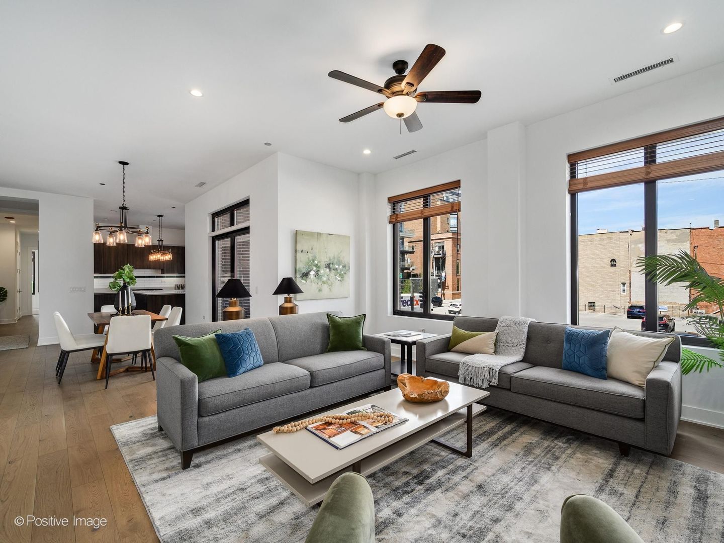 305 South Racine Avenue, Unit 2A Chicago, IL 60607 - Photo 6 of 29