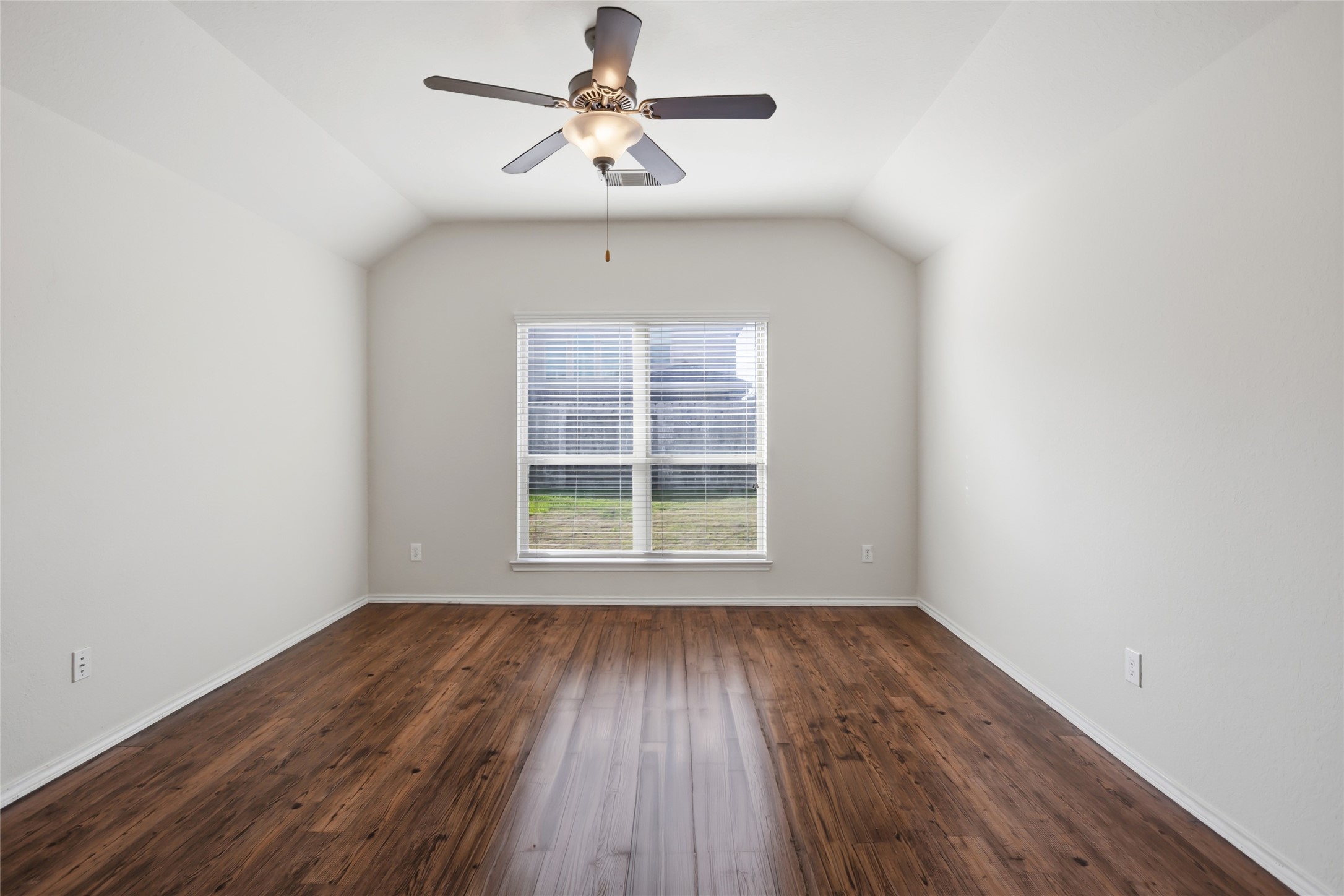 521 Waterside Ridge Lane La Marque, TX 77568 - Photo 14 of 34