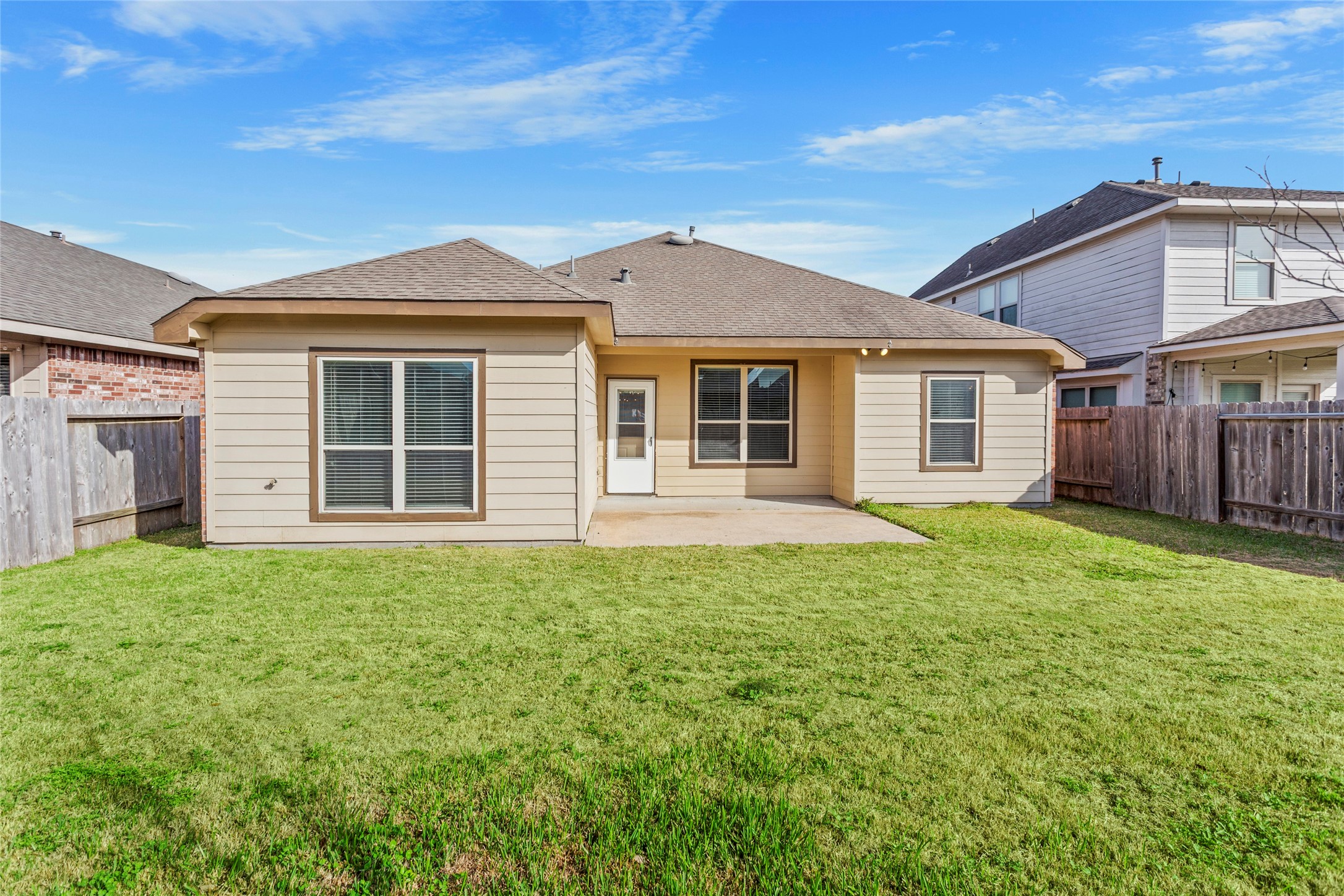 521 Waterside Ridge Lane La Marque, TX 77568 - Photo 26 of 34