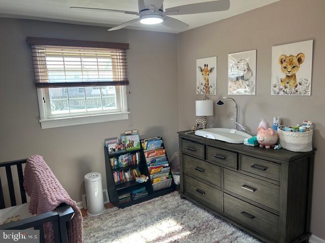 948 Easter Road Burlington, NJ 08016 - Photo 20 of 30 a room with a baby crib and furniture