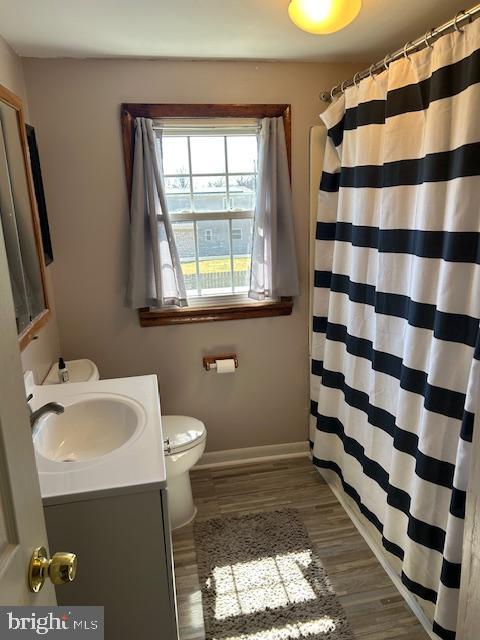 948 Easter Road Burlington, NJ 08016 - Photo 25 of 30 a bathroom with a sink a toilet and a mirror