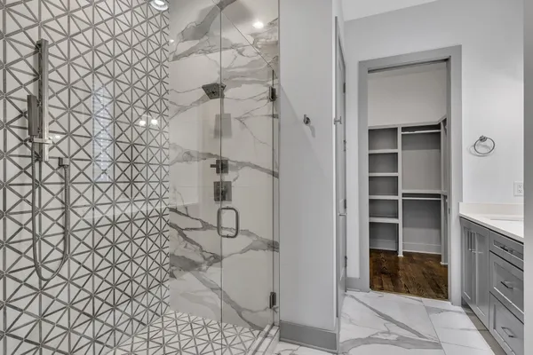 a view of an empty walk in closet