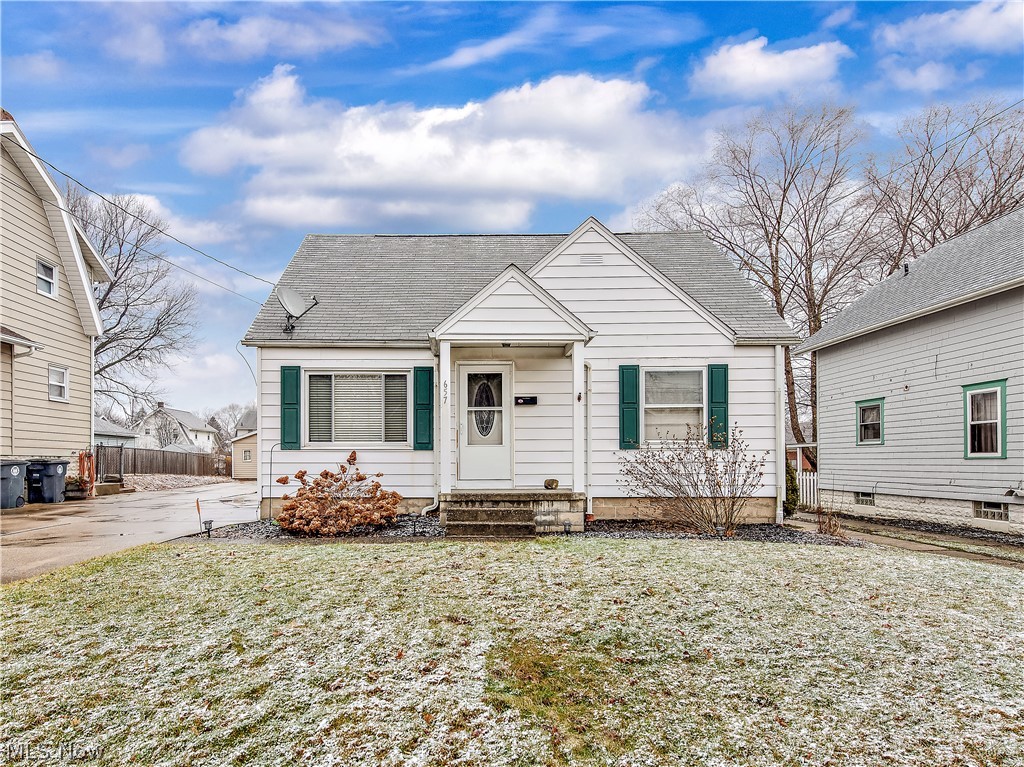 657 Ranney Street Akron, OH 44310 - Photo 2 of 28