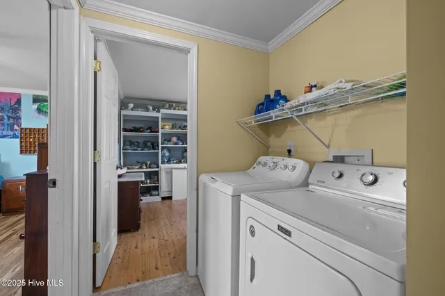 $330,000 | 139 Diamond City Drive, Harkers Island, NC 28531