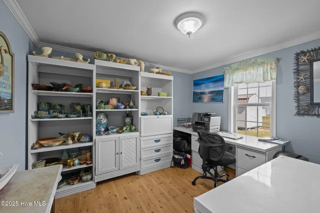 $330,000 | 139 Diamond City Drive, Harkers Island, NC 28531