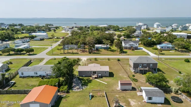 $330,000 | 139 Diamond City Drive, Harkers Island, NC 28531