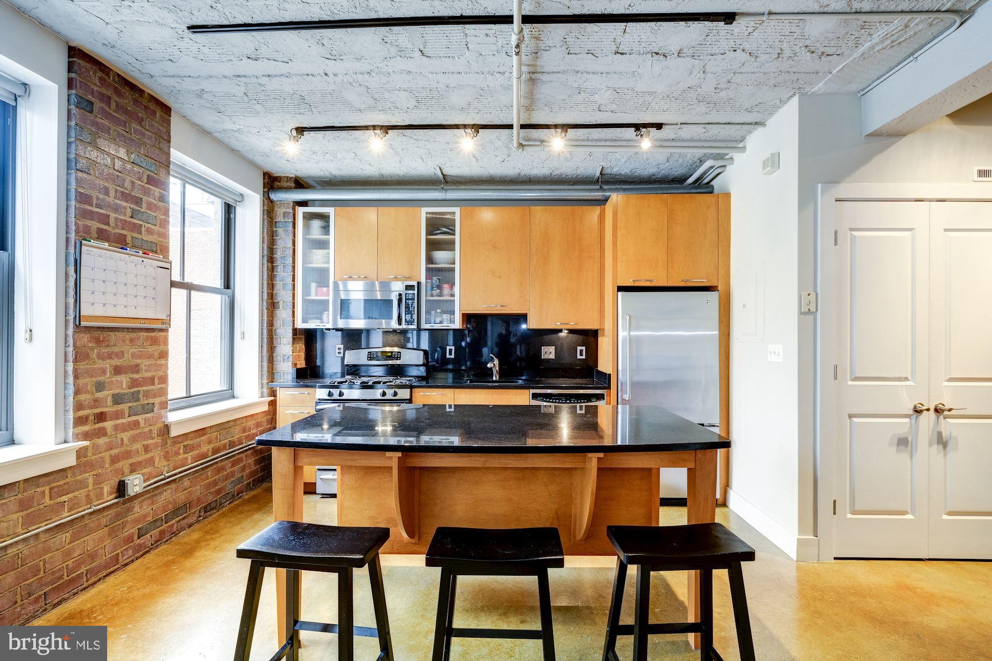 916 G St. Northwest, Unit 403 Washington, DC 20001 - Photo 4 of 14 Breakfast Bar