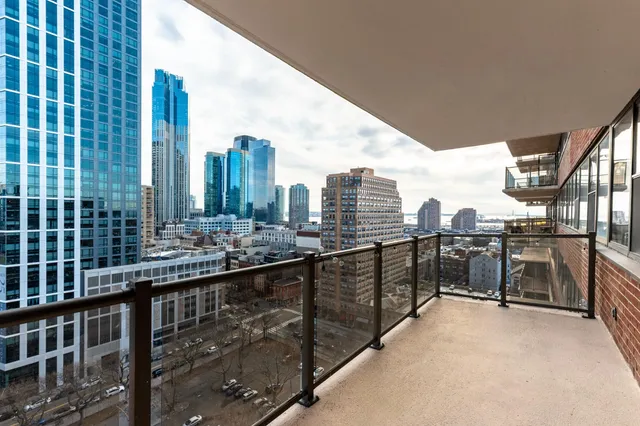 $3,100 | 270 Luis M Marin Boulevard, Unit 19F, Jersey City, NJ 07302