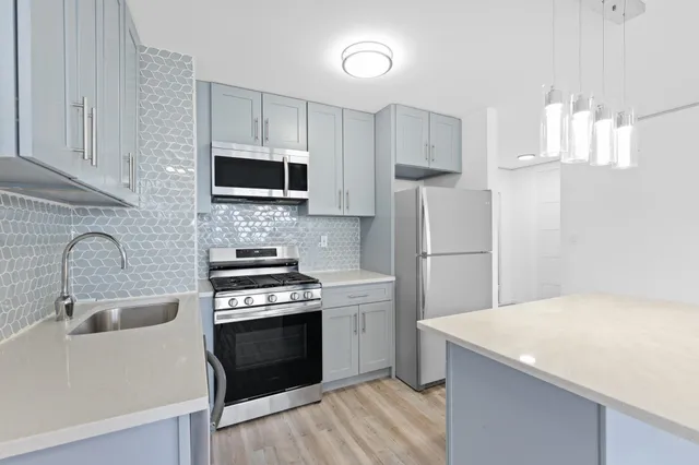 $3,100 | 270 Luis M Marin Boulevard, Unit 19F, Jersey City, NJ 07302