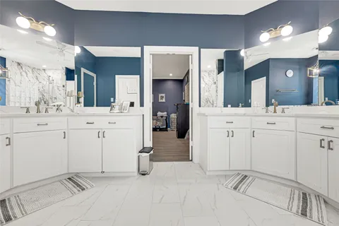 $750,000 | 1211 Ridgewood Place, Houston, TX 77055