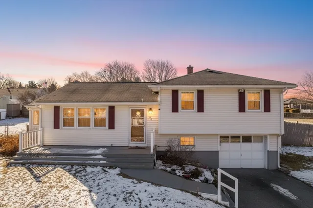 $550,000 | 23 Mt Vernon Circle, Lawrence, MA 01843