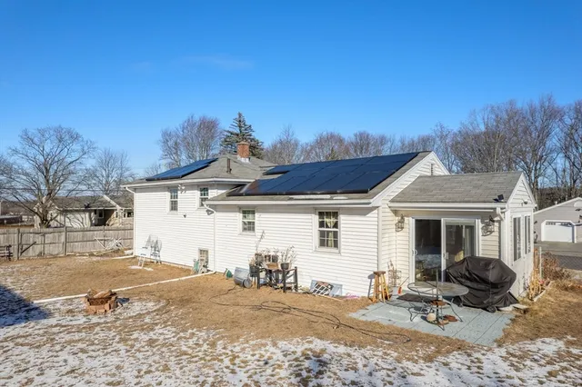 $550,000 | 23 Mt Vernon Circle, Lawrence, MA 01843