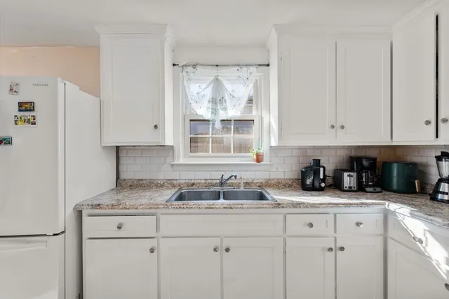 $550,000 | 23 Mt Vernon Circle, Lawrence, MA 01843