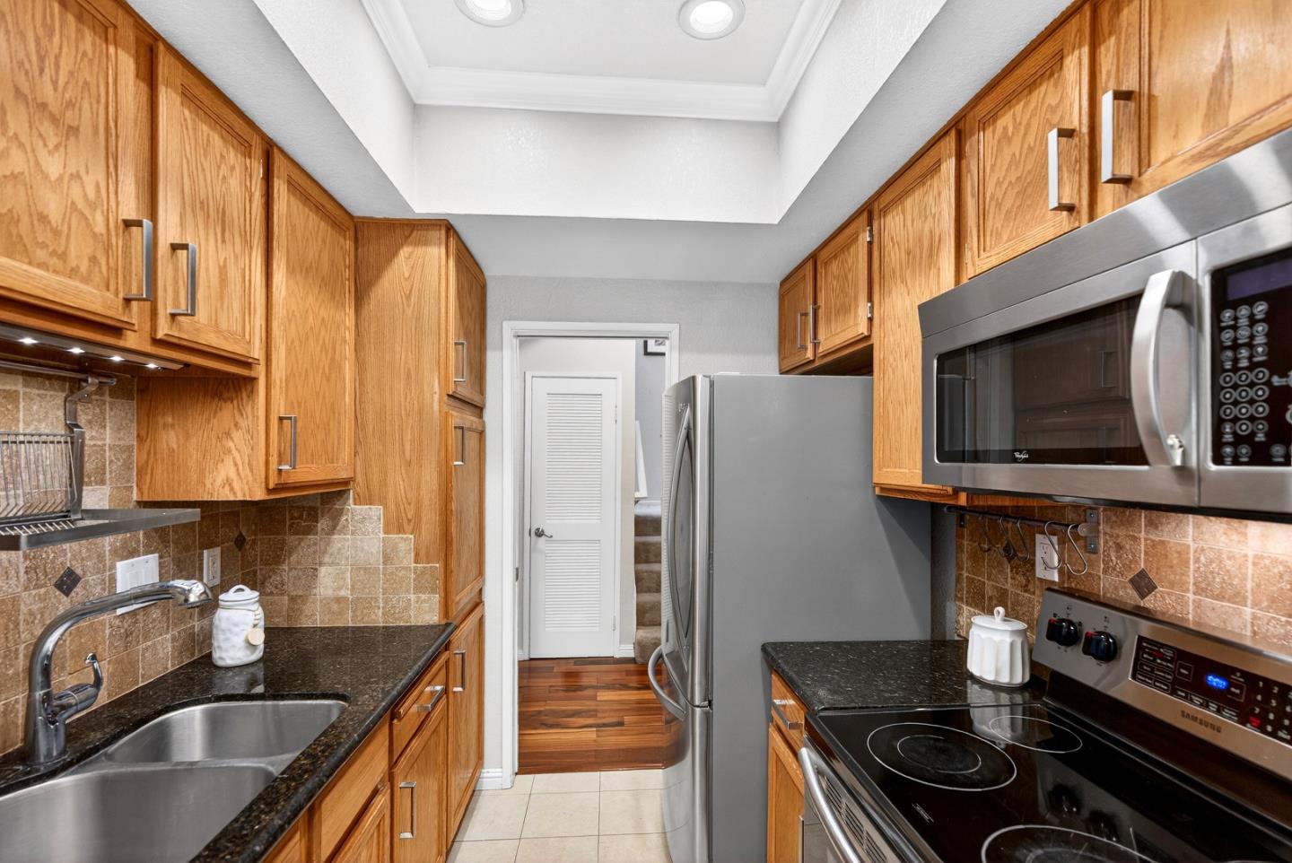 22330 Homestead Road, Unit 214 Cupertino, CA 95014 - Photo 4 of 35