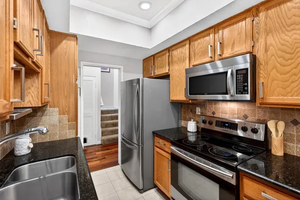 $1,050,000 | 22330 Homestead Road, Unit 214, Cupertino, CA 95014