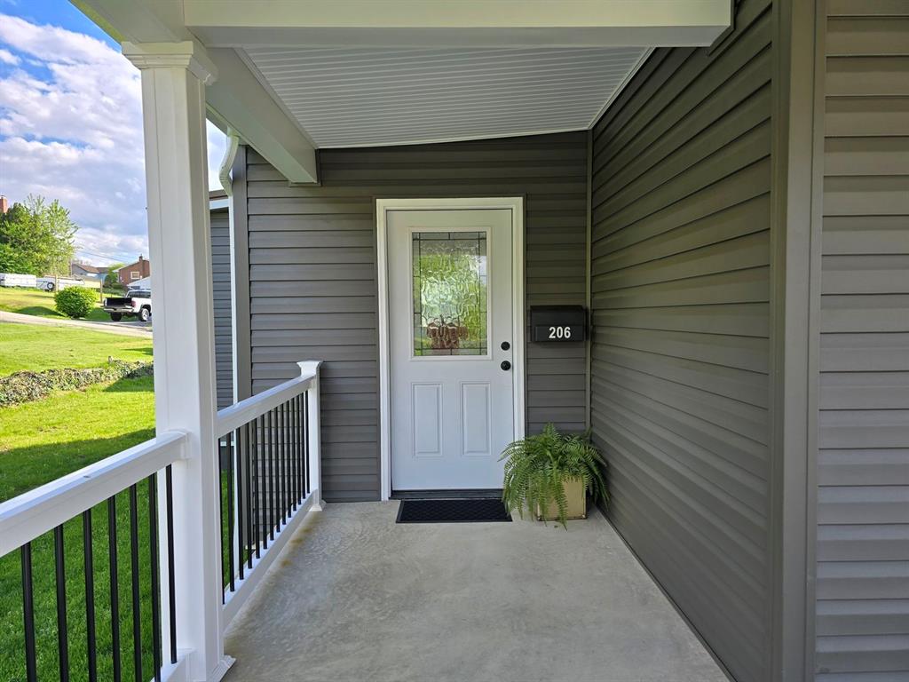 206 Shade Street Derry, PA 15627 - Photo 9 of 48