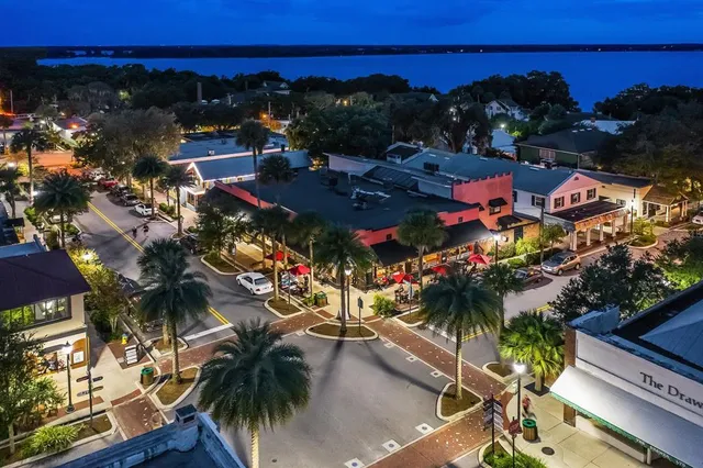 $625,000 | 100 South Tremain Street, Unit F1, Mount Dora, FL 32757