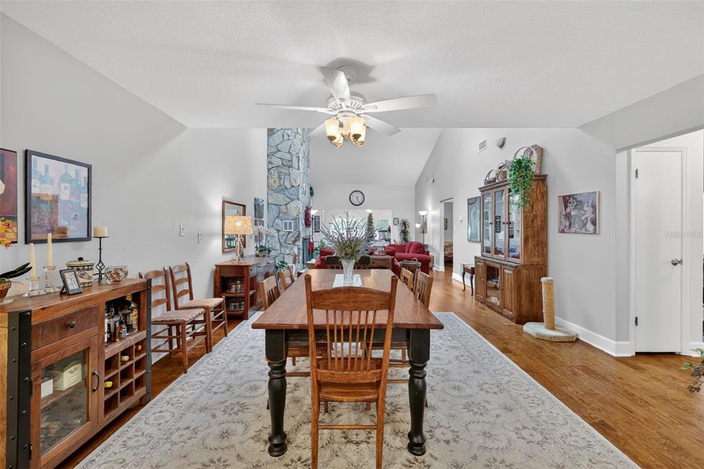 100 South Tremain Street, Unit F1 Mount Dora, FL 32757 - Photo 10 of 47 a view of a dining room with furniture