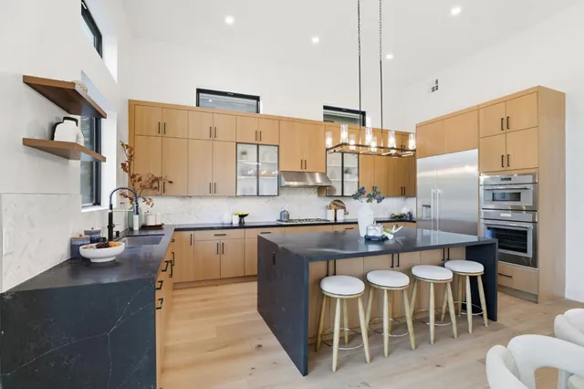 $4,480,000 | 11660 Winding Way, Los Altos, CA 94024